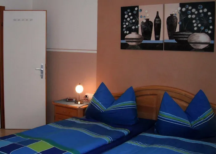 هاوس نيدرموسر بيت ضيافة *